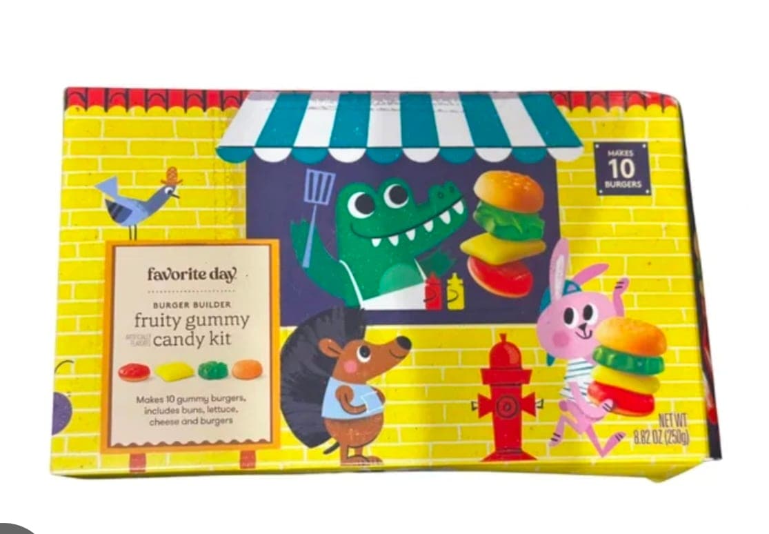 Caja de caramelos de goma Favorite Day Summer Treats Fruity Gummy Candy
